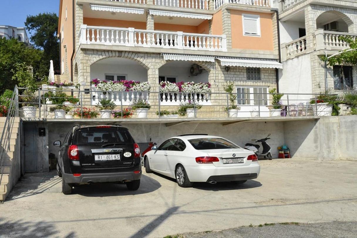 Family Friendly Apartments With A Swimming Pool Dramalj, Crikvenica - 5594 エクステリア 写真